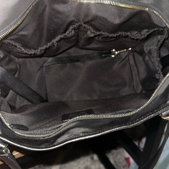 Coach - Picture 5 of 7